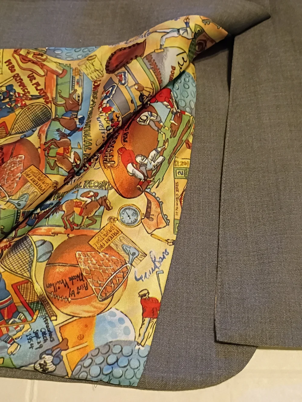 VTG Champion Men's Gray Sport Coat with Decorative Lining‎ Sz 42?